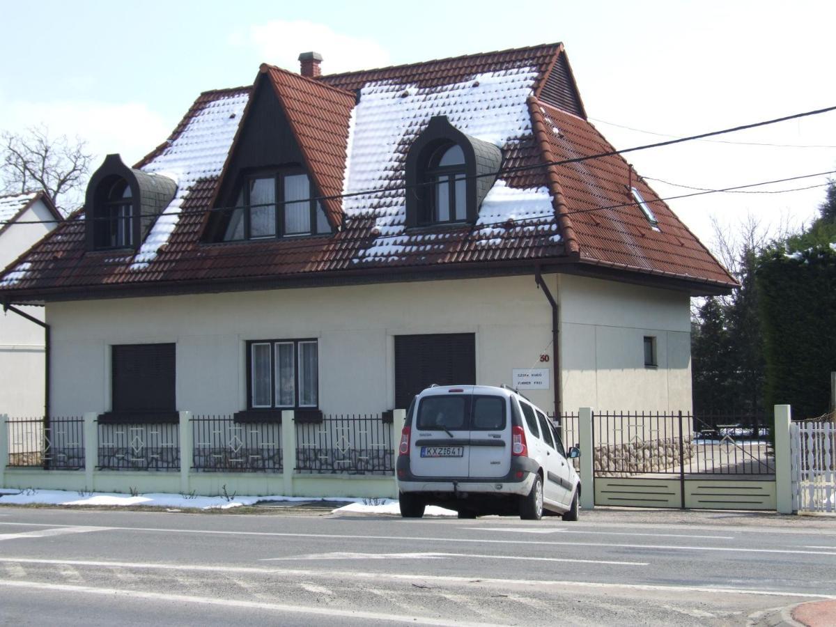Revesz Vendeghaz Hotel Harkány Exterior foto