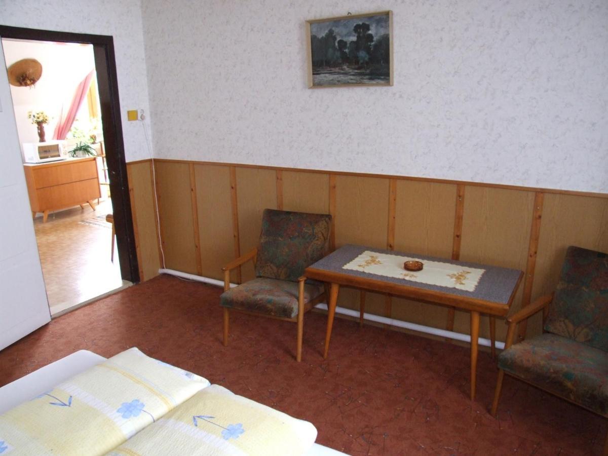 Revesz Vendeghaz Hotel Harkány Cameră foto